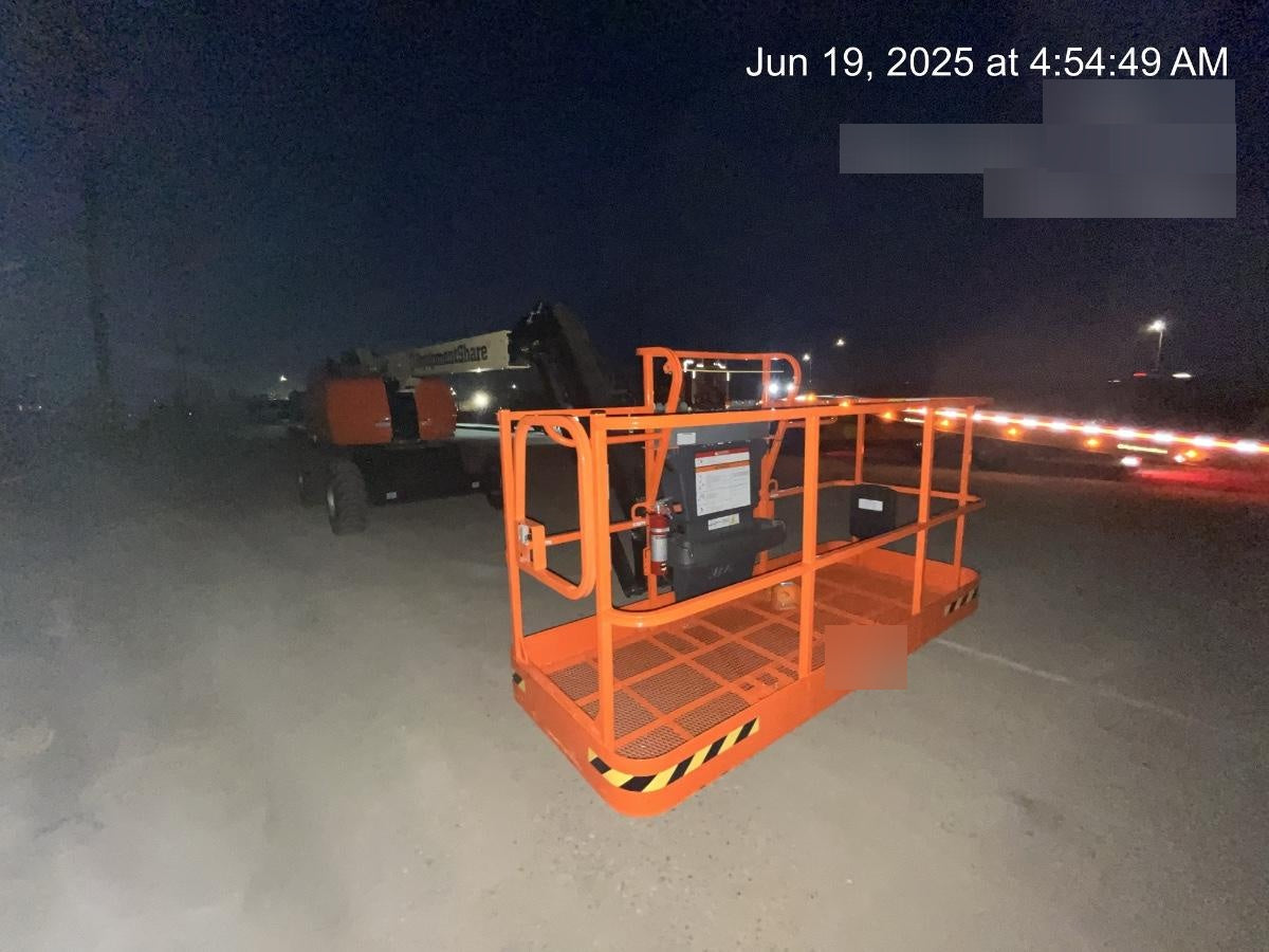 2025 JLG 460SJ