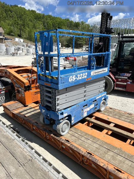 2022 GENIE GS-3232