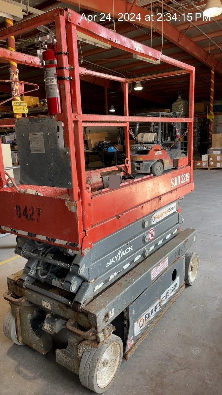 2018 SKYJACK SJIII-3219
