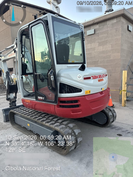 2024 TAKEUCHI TB250-2CR