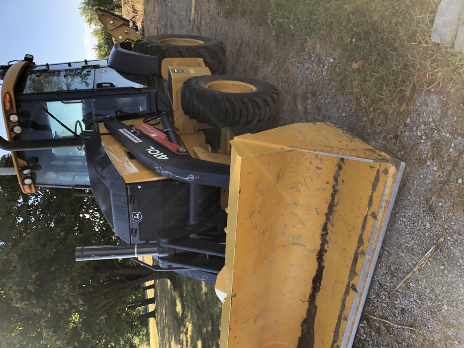 2020 John Deere 410L - Extendable Stick Cab/Heat/Air, 4WD, Extendable Stick, Pilot Controls, 2 Way Hydraulics, TAG Manual QC