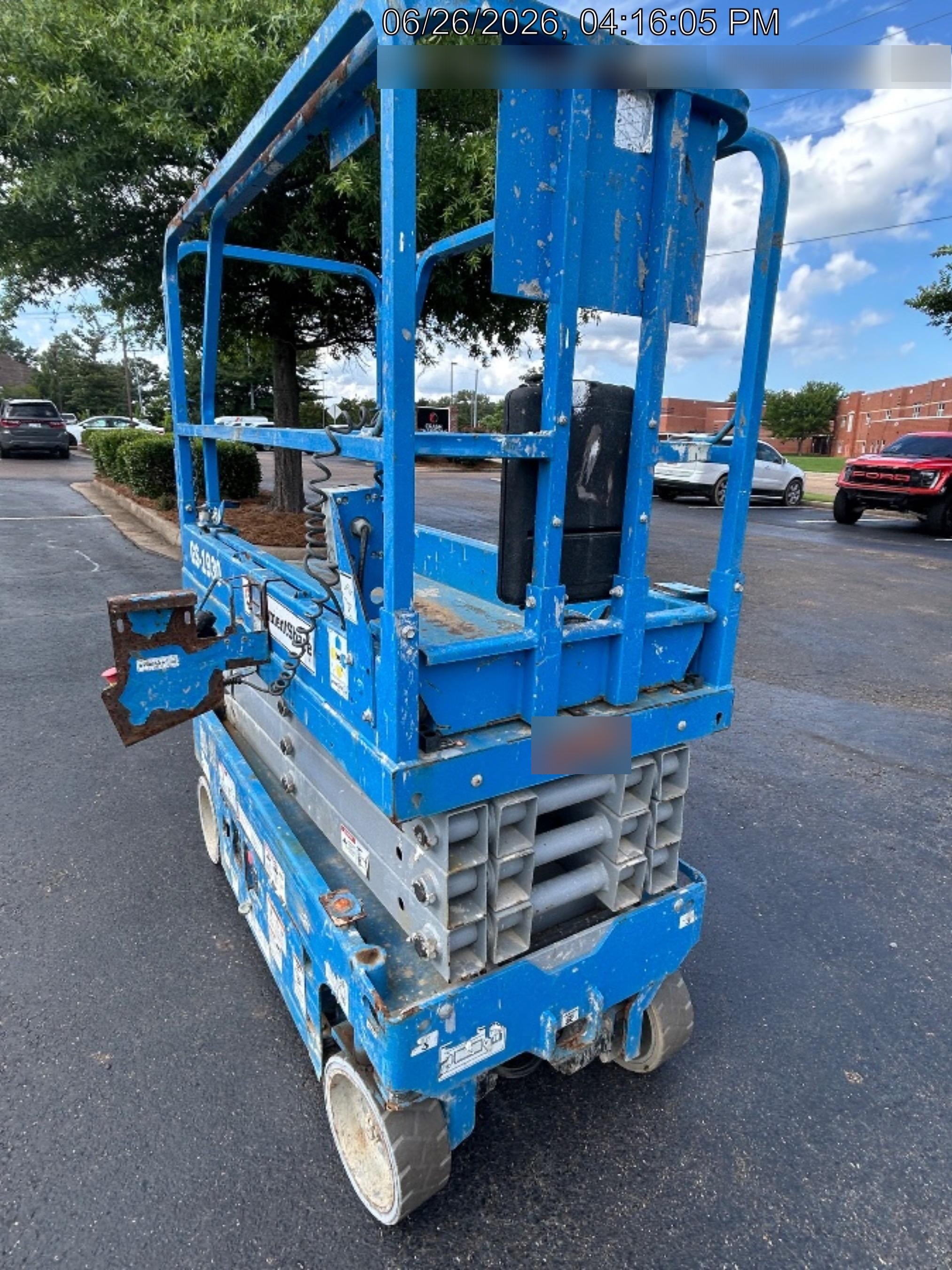 2019 Genie GS-1930 Fixed Rails with Chain Entry