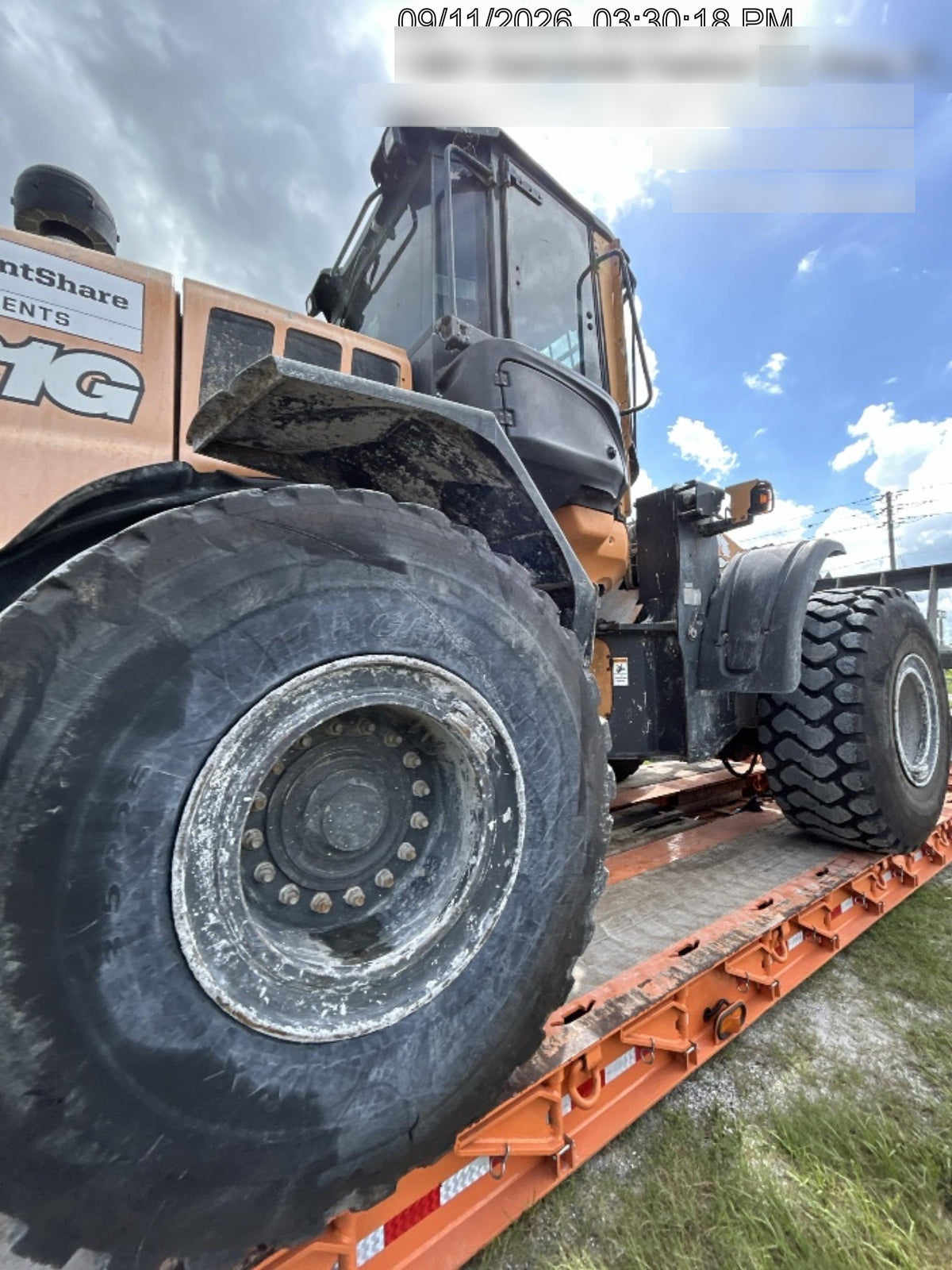 2017 CASE 821G