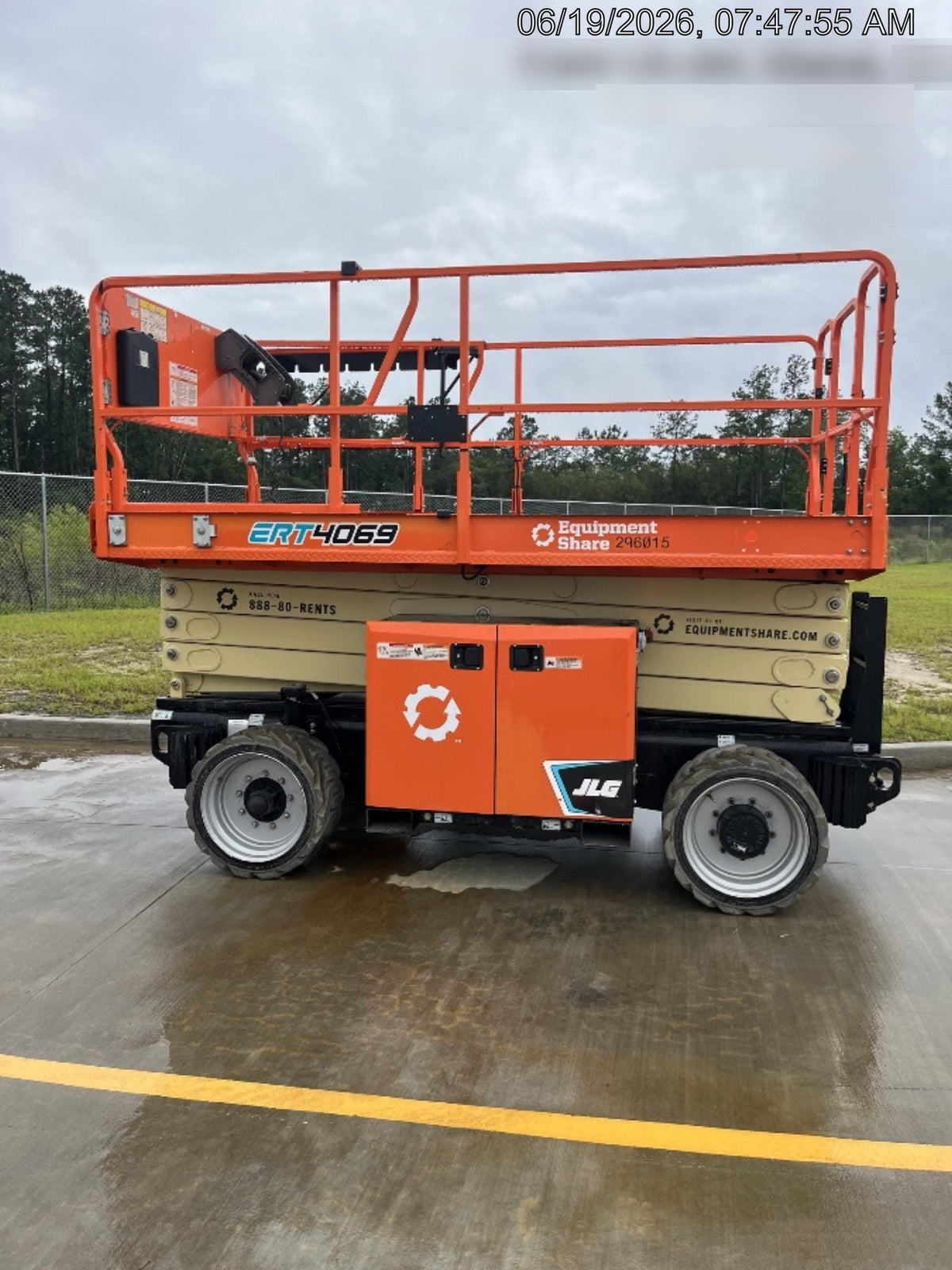2023 JLG ERT4069
