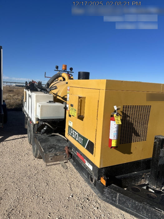 2022 VAC-TRON LP573XDT