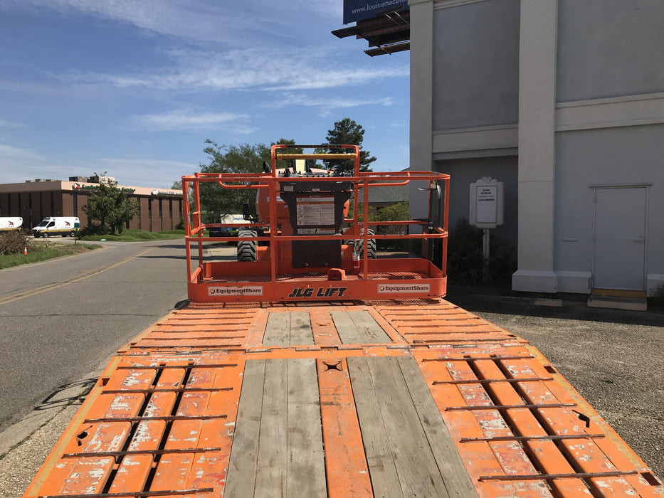 2019 JLG 400S