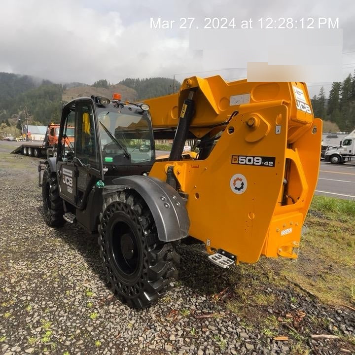 2022 JCB 509-42