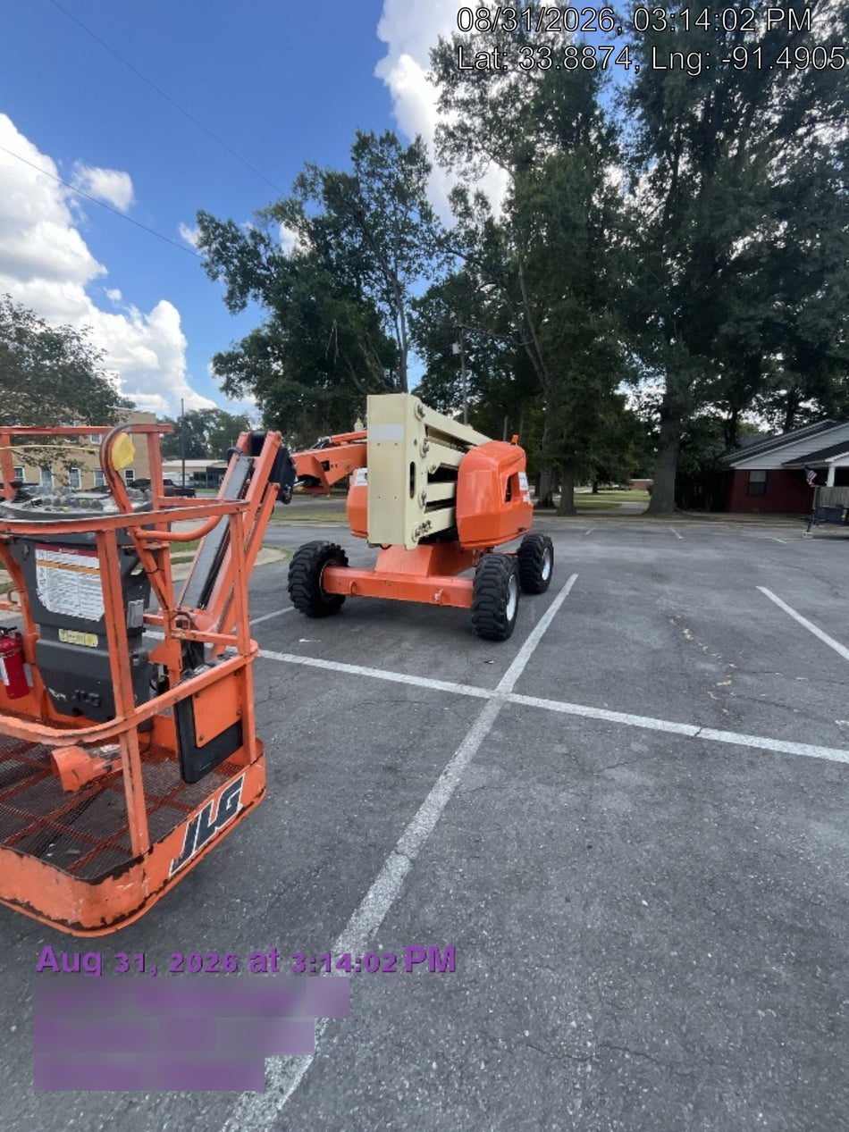 2019 JLG 450AJ