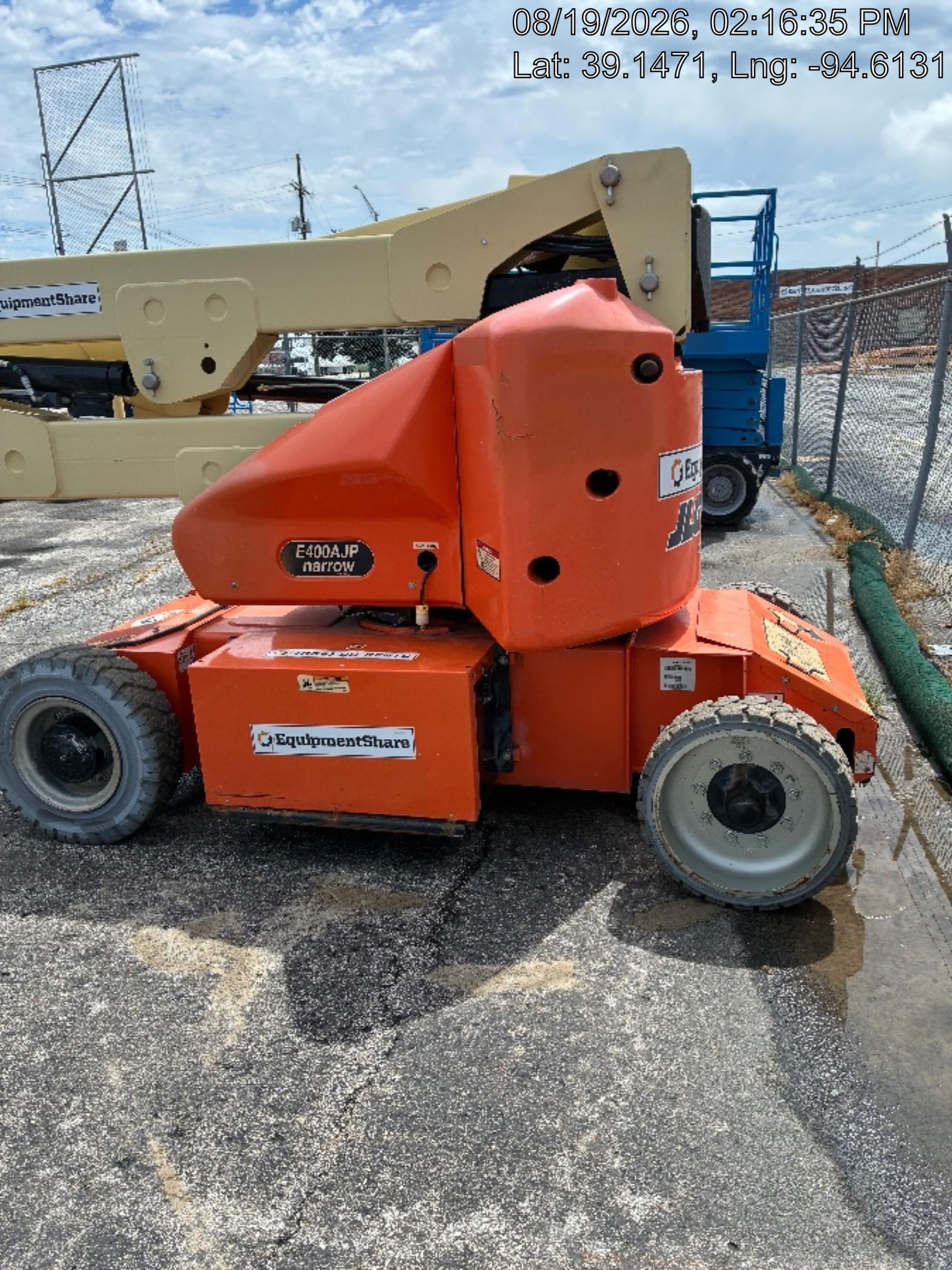 2020 JLG E400AJPN