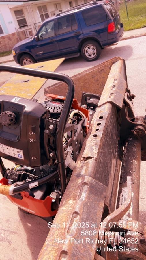 2024 HUSQVARNA LT5005