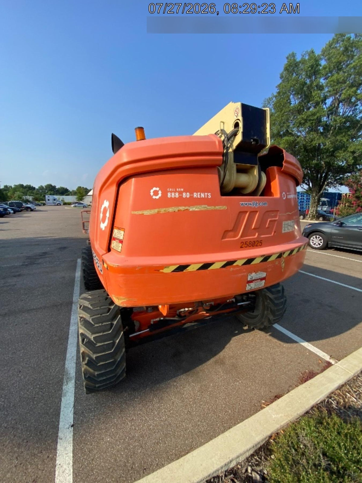 2022 JLG 660SJ