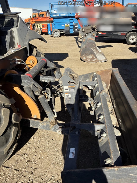 2019 Case 570N EP Canopy, 4WD, GP Front Bucket, Dual Tilt Cylinder, 84" Box Blade w/ Scarifier, Wheel Weights, Beacon