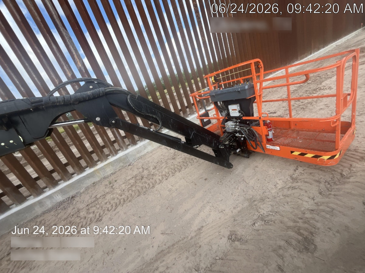2025 JLG 660SJ