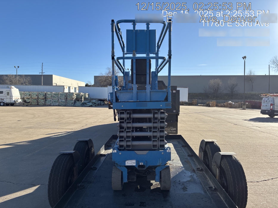 2018 Genie GS-3232 Genie GS-3232 w/Folding rails, Half height swing gate