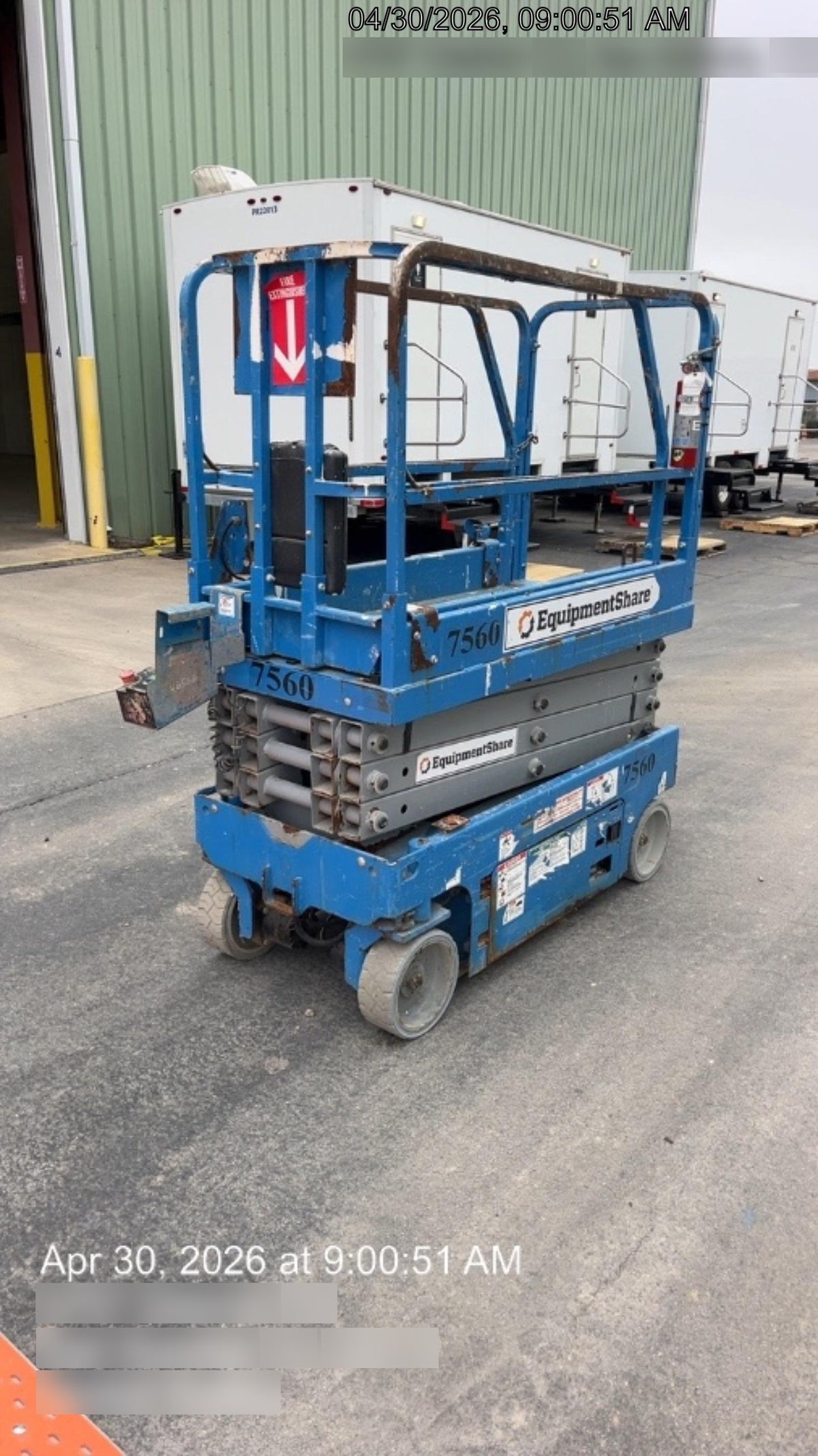 2017 Genie GS-1930 Genie GS-1930 Lift w/Fixed Rail and Chain Entry