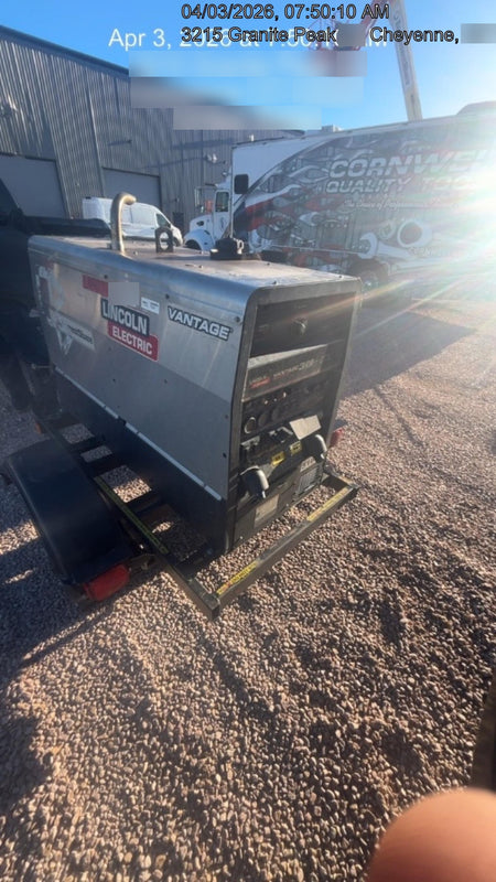 2019 Lincoln Electric Vantage 322 Welder Ready-Pak 3, Two wheel trailer, Fender and Light kit, Cable Rack