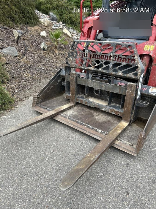 2021 PALADIN 48" Pallet Forks - Paladin