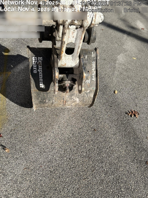 2025 TAKEUCHI 24" Bucket Takeuchi