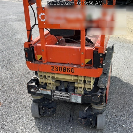 2022 JLG ES1330L