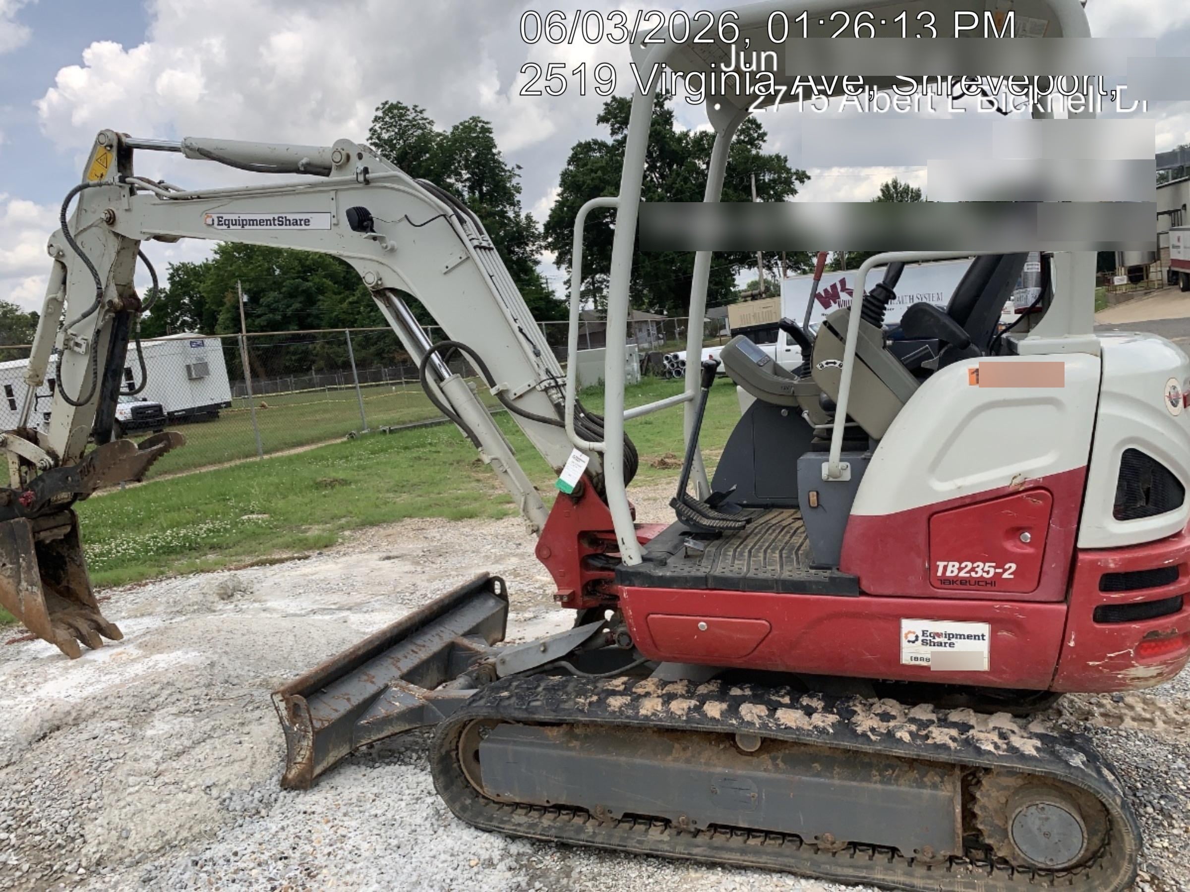 2022 TAKEUCHI TB235-2R