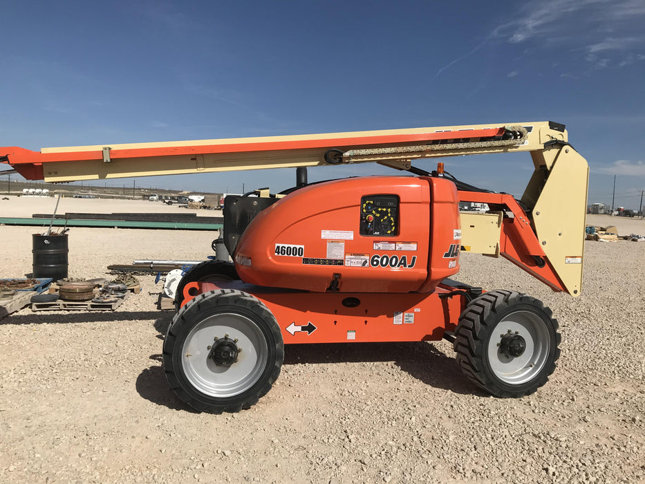 2019 JLG 600AJ