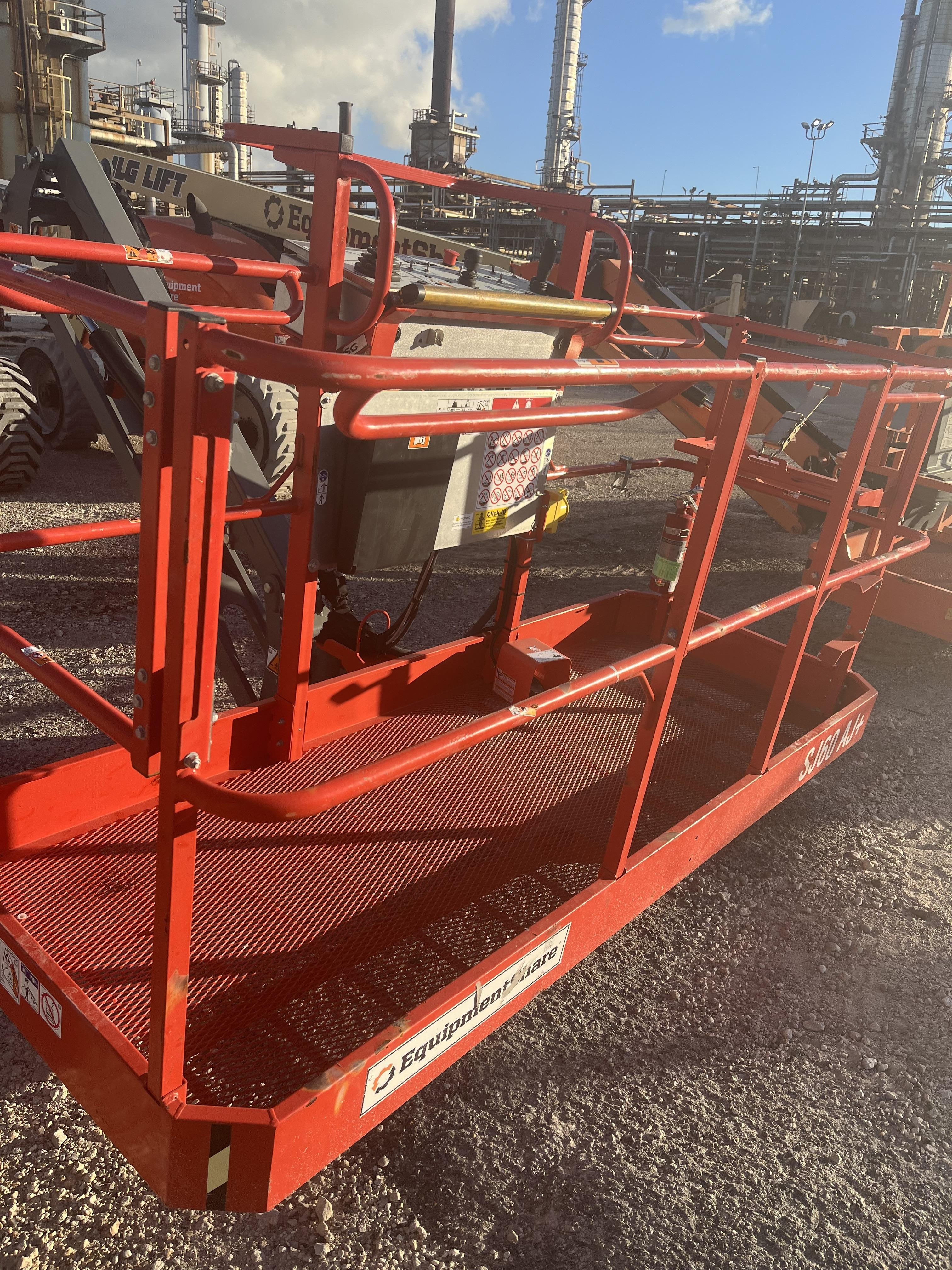 2024 SKYJACK SJ60 AJ+