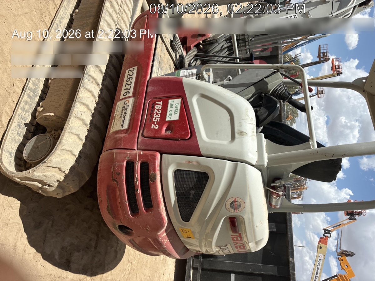 2022 TAKEUCHI TB235-2R
