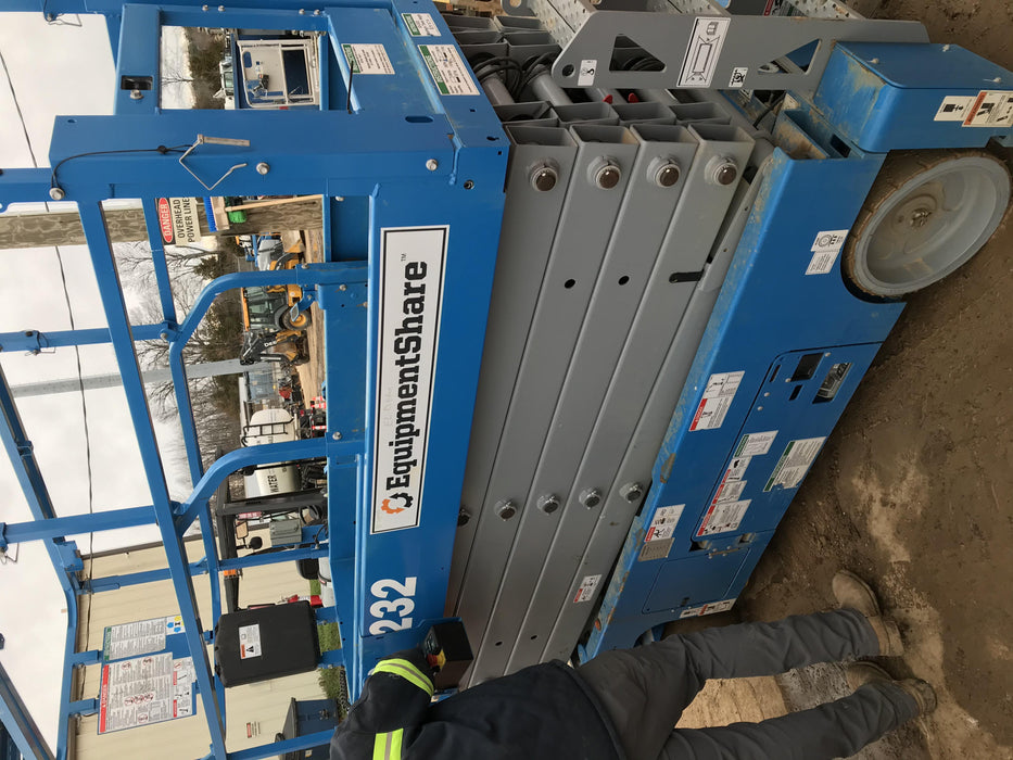 2020 Genie GS-3232 Standard, Folding half height swing gate