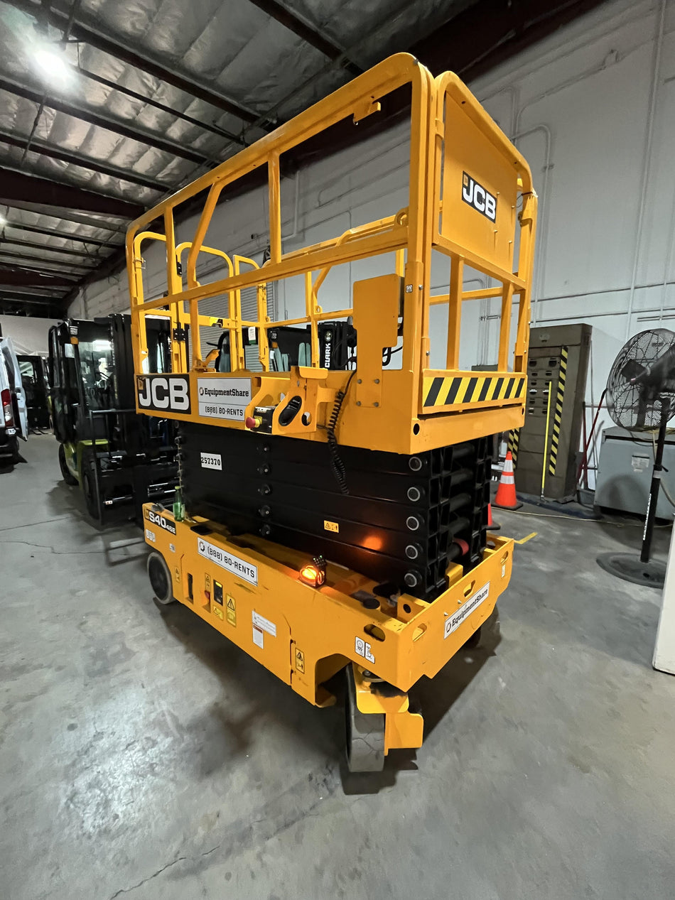 2022 JCB S4046E