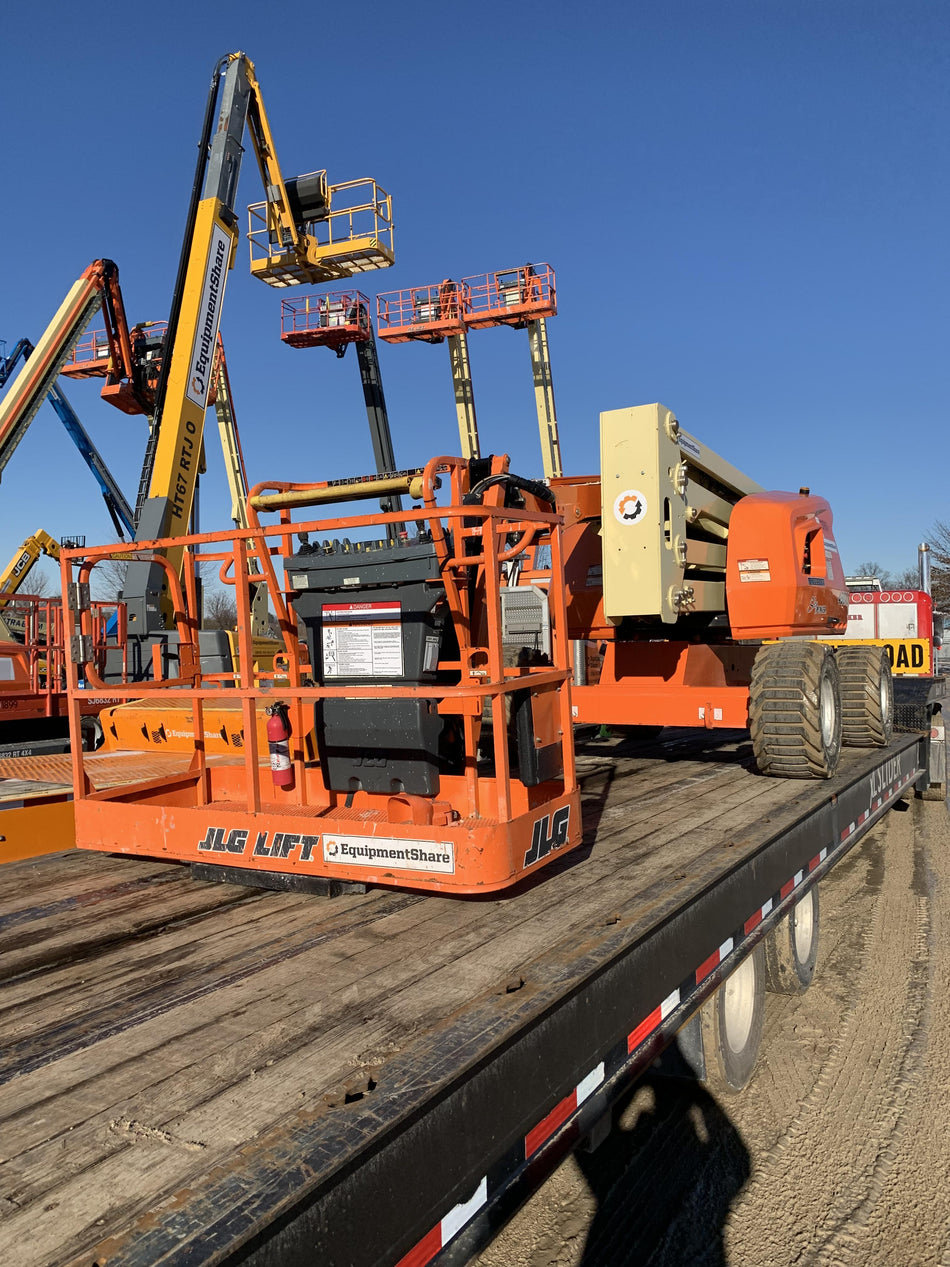 2019 JLG 450AJ