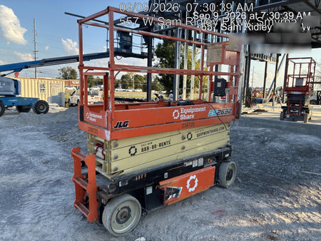 2022 JLG ES2632