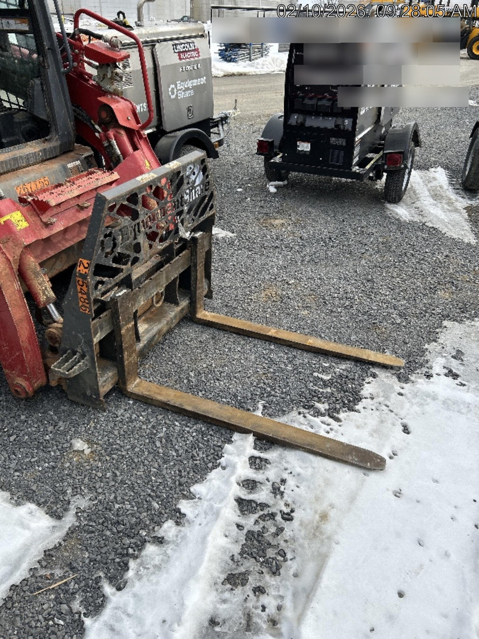 2022 PALADIN 48" Pallet Forks - Paladin