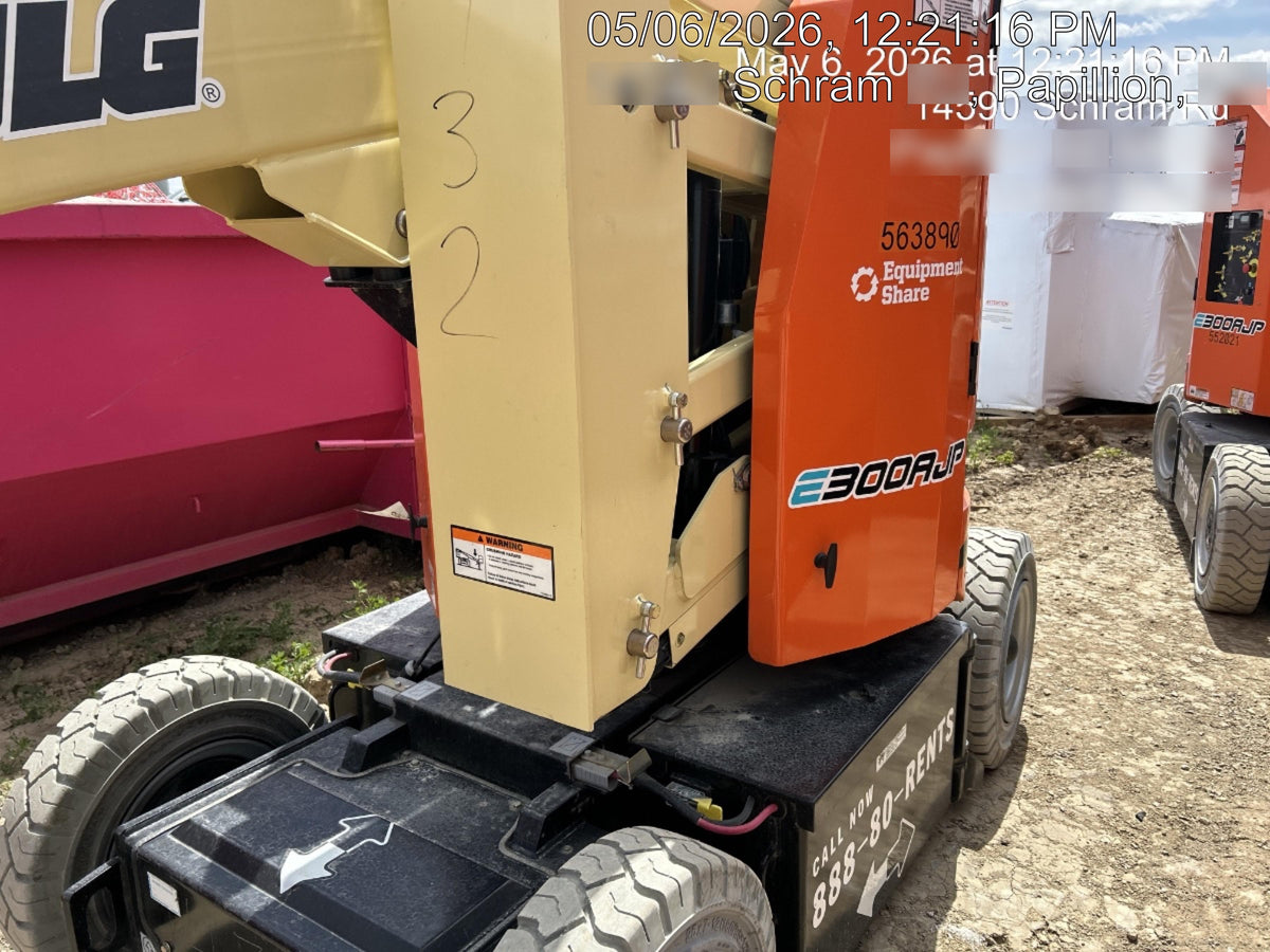 2025 JLG E300AJP