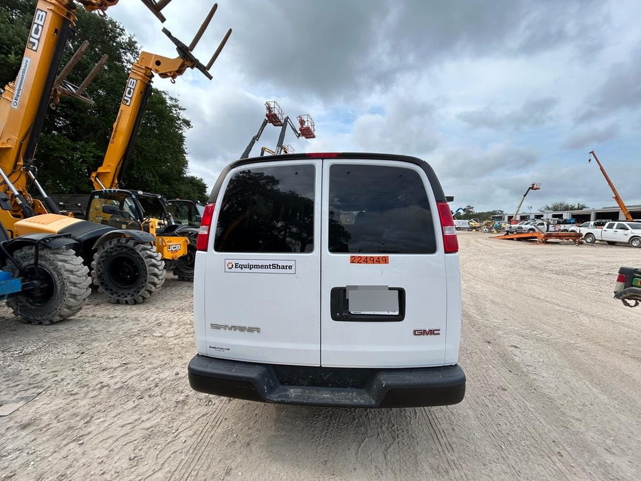 2022 GMC Savana 3500