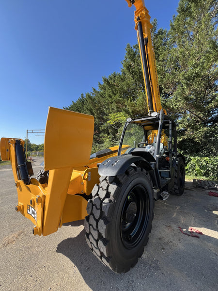 2026 JCB 510-56