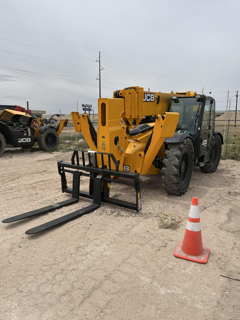 2026 JCB 512-56