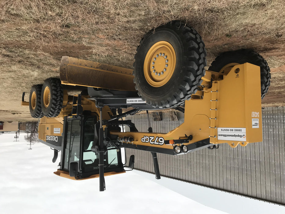 2020 JOHN DEERE 672G