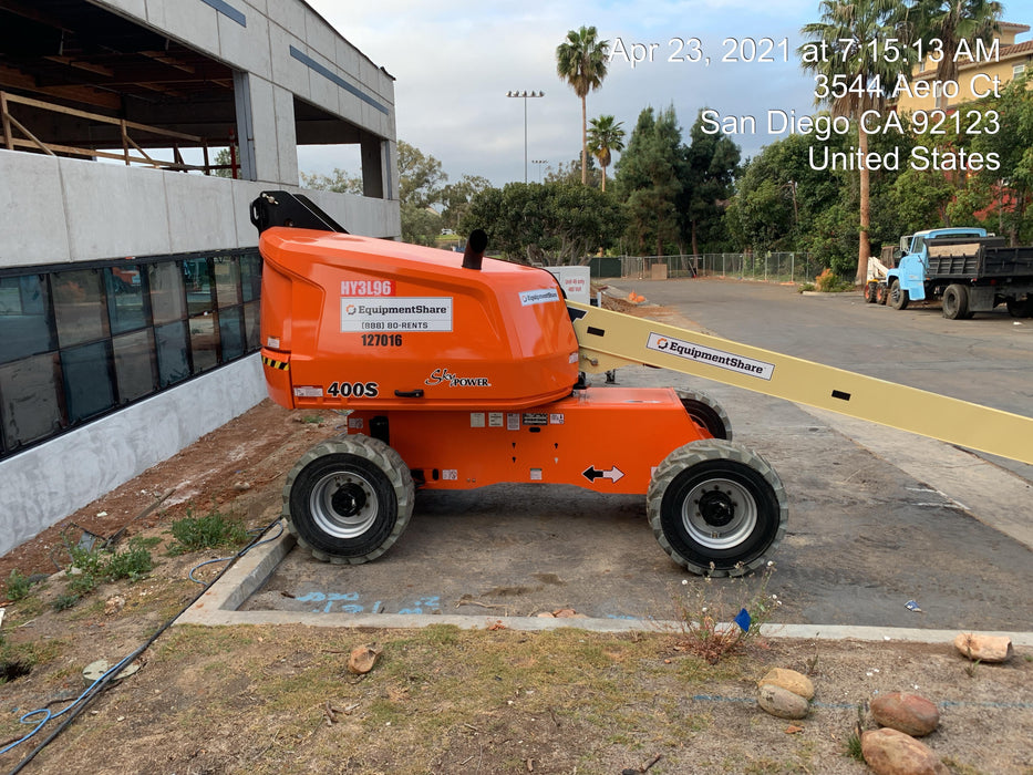 2021 JLG 400S