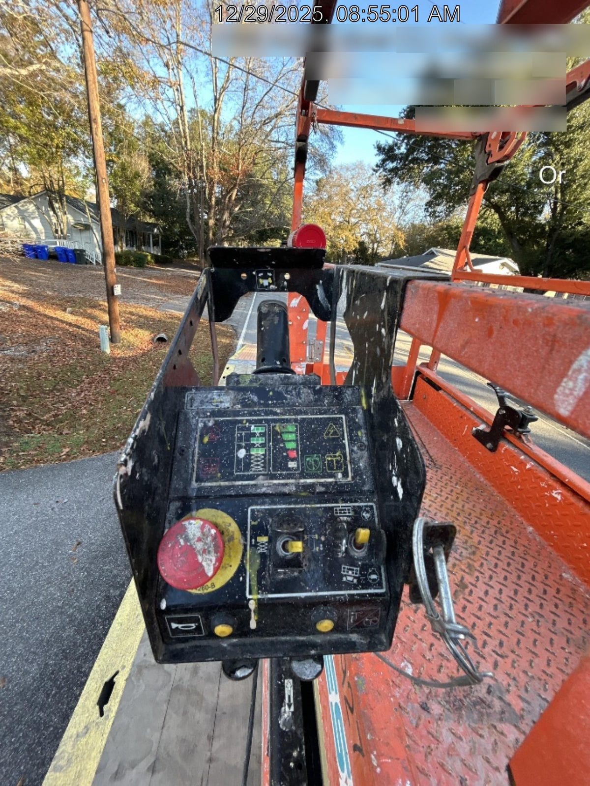 2022 JLG ES1932