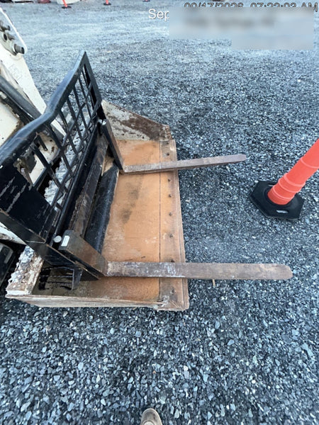 2026 ARROW MATERIAL HANDLING 72" Pallet Forks - Arrow