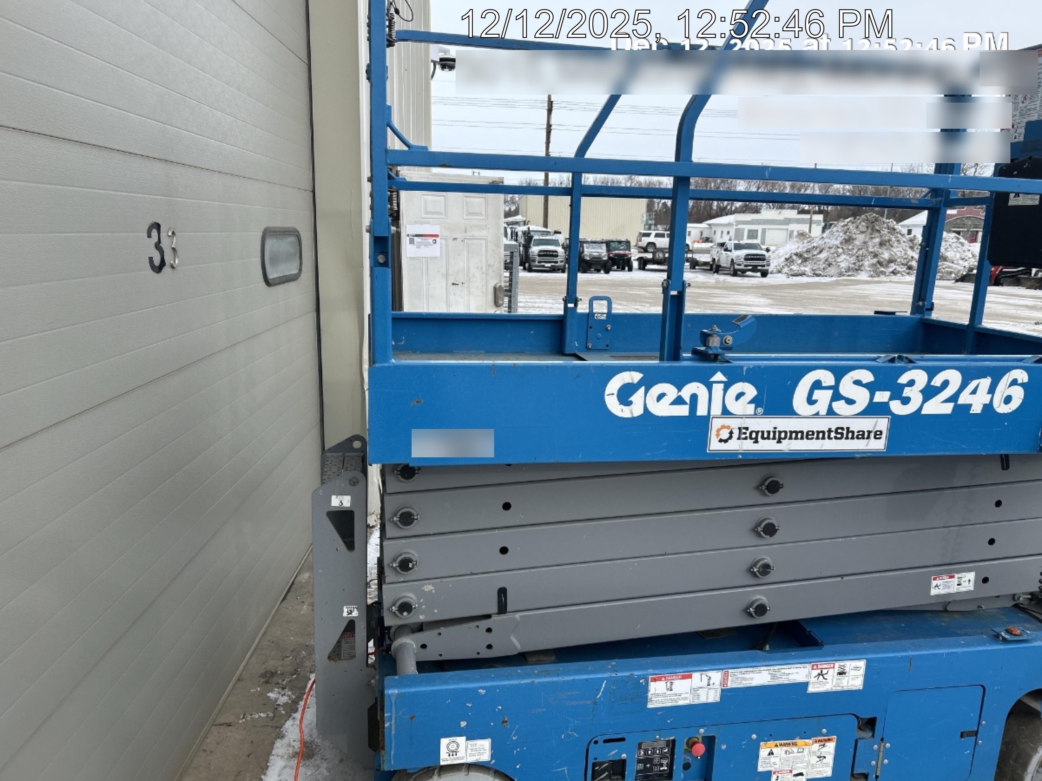 2018 Genie GS-3246 GS-3246 w/Folding rails, Full height swing gate