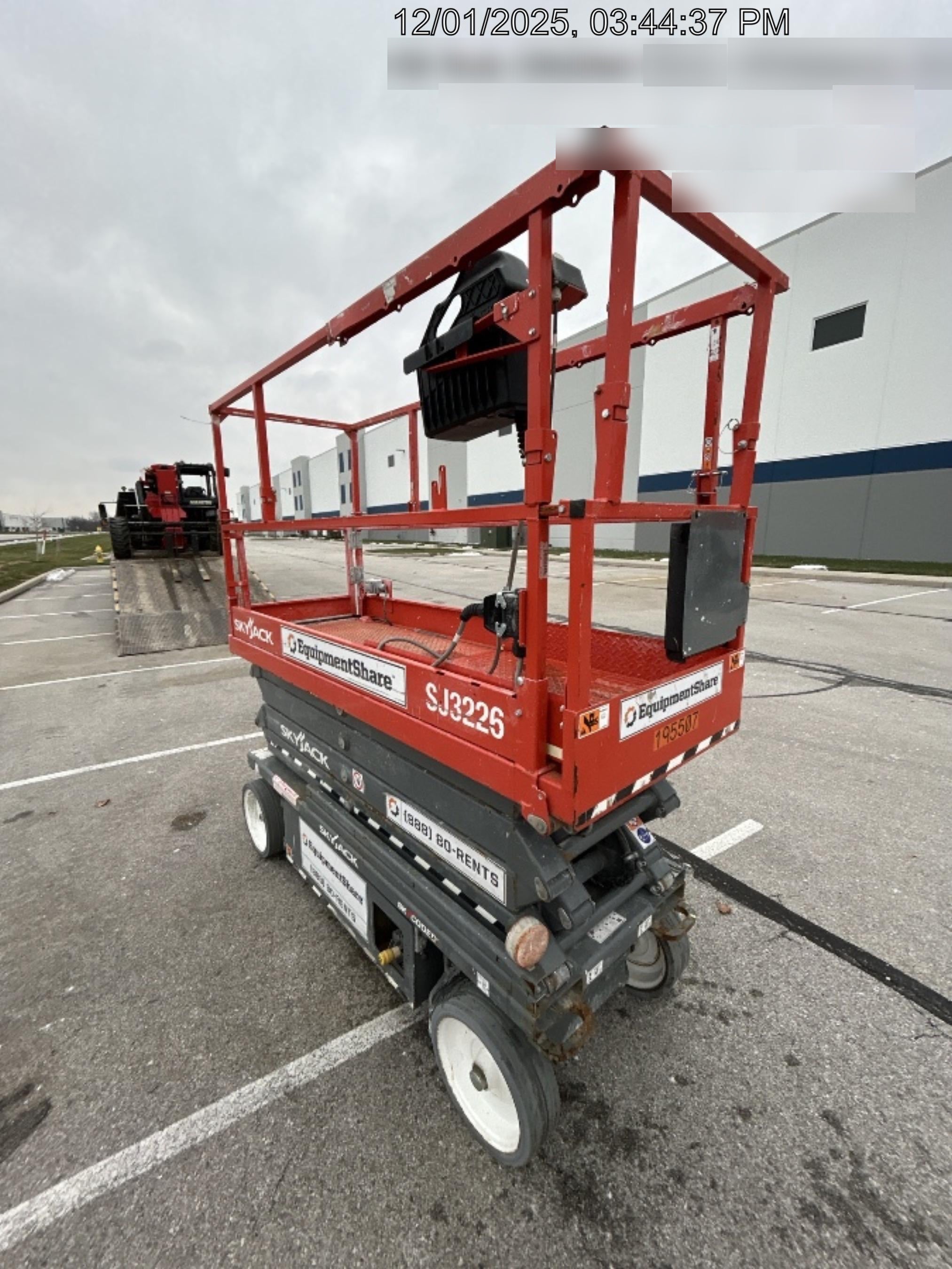 2021 SKYJACK SJ3226