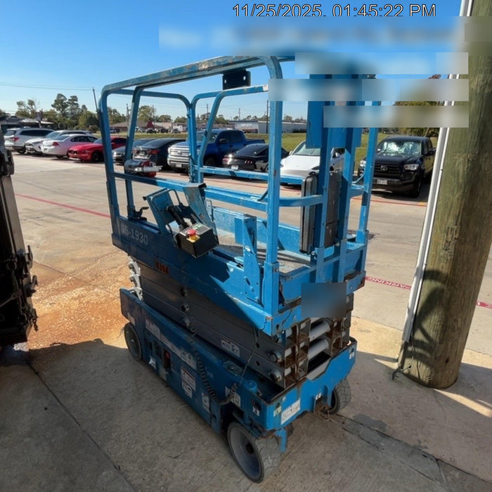 2019 Genie GS-1930 Fixed Rails with Chain Entry