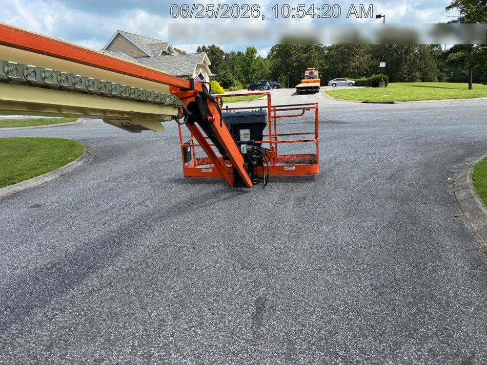 2020 JLG 660SJ