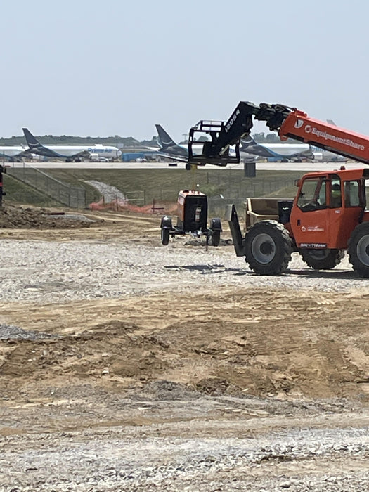 2021 Lincoln Electric Vantage 322 Vantage 322 Ready Pak 3 w/ Decals, ORANGE (includes trailer, cable rack, fender light kit) NO Telematics