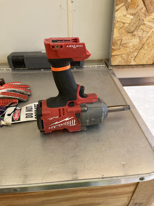 2024 MILWAUKEE 2769-20