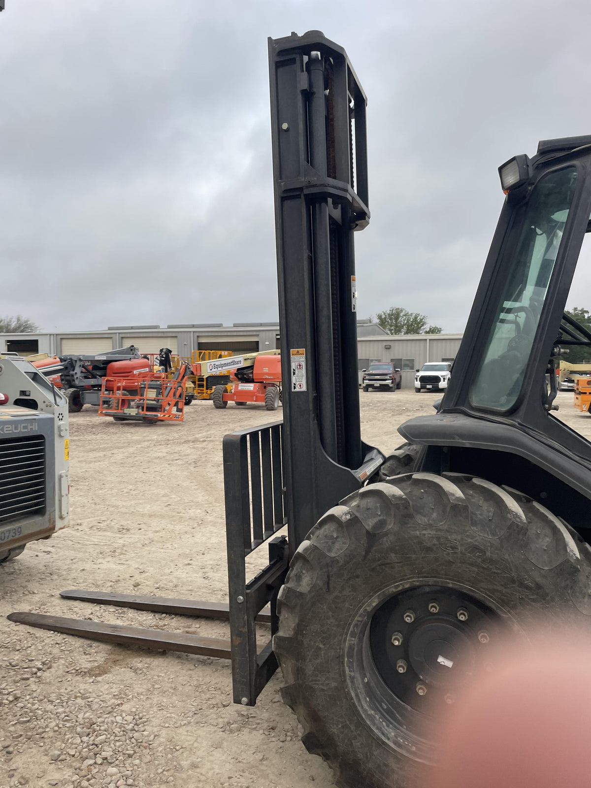 2020 CASE 586H