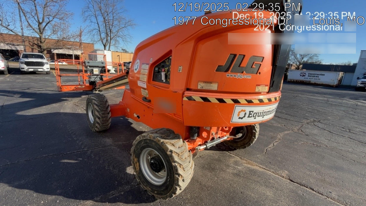 2020 JLG 400S