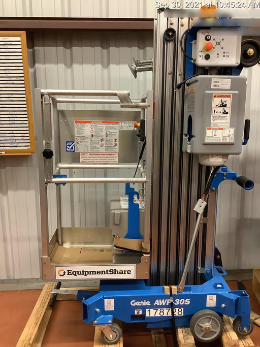 2021 GENIE AWP-30S DC