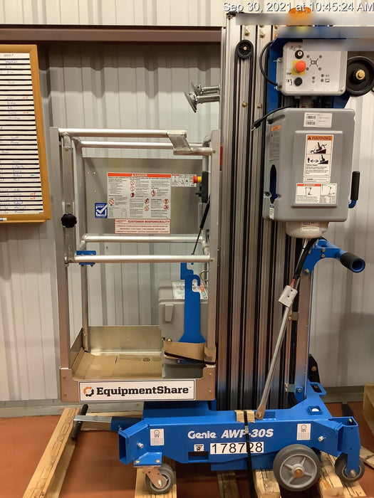 2021 GENIE AWP-30S DC